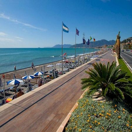 Very Cosy House With Fabulous Sea View! Pietra Ligure Kültér fotó