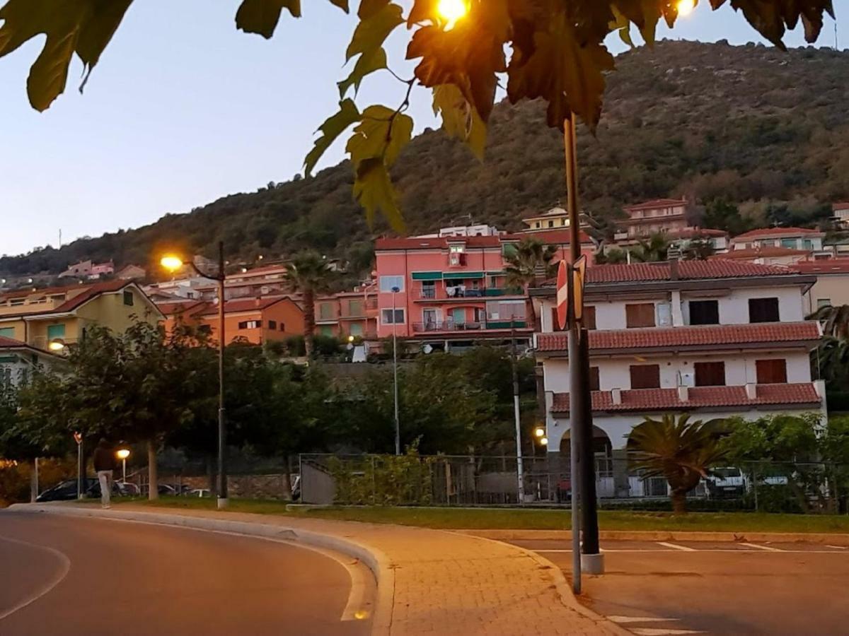 Very Cosy House With Fabulous Sea View! Pietra Ligure Kültér fotó