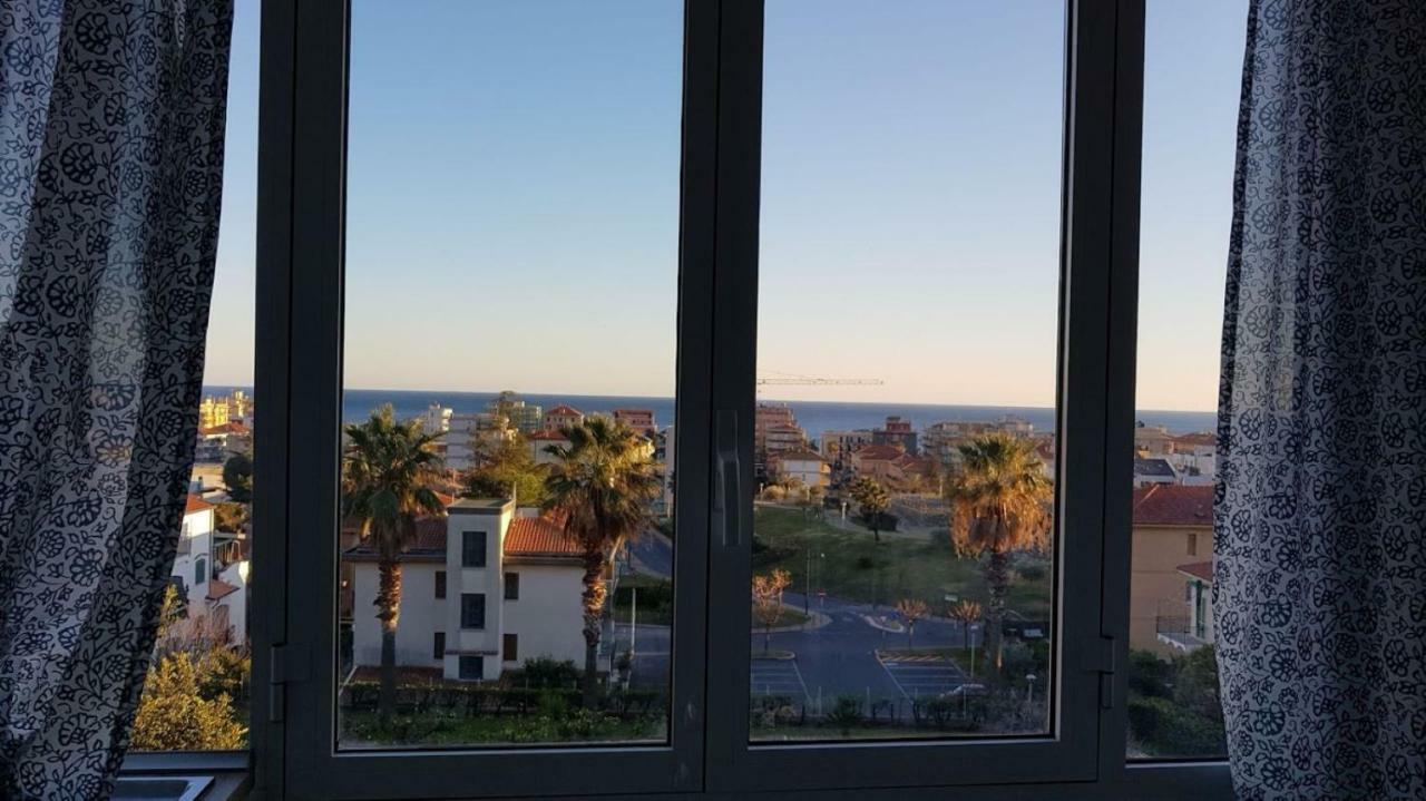 Very Cosy House With Fabulous Sea View! Pietra Ligure Kültér fotó